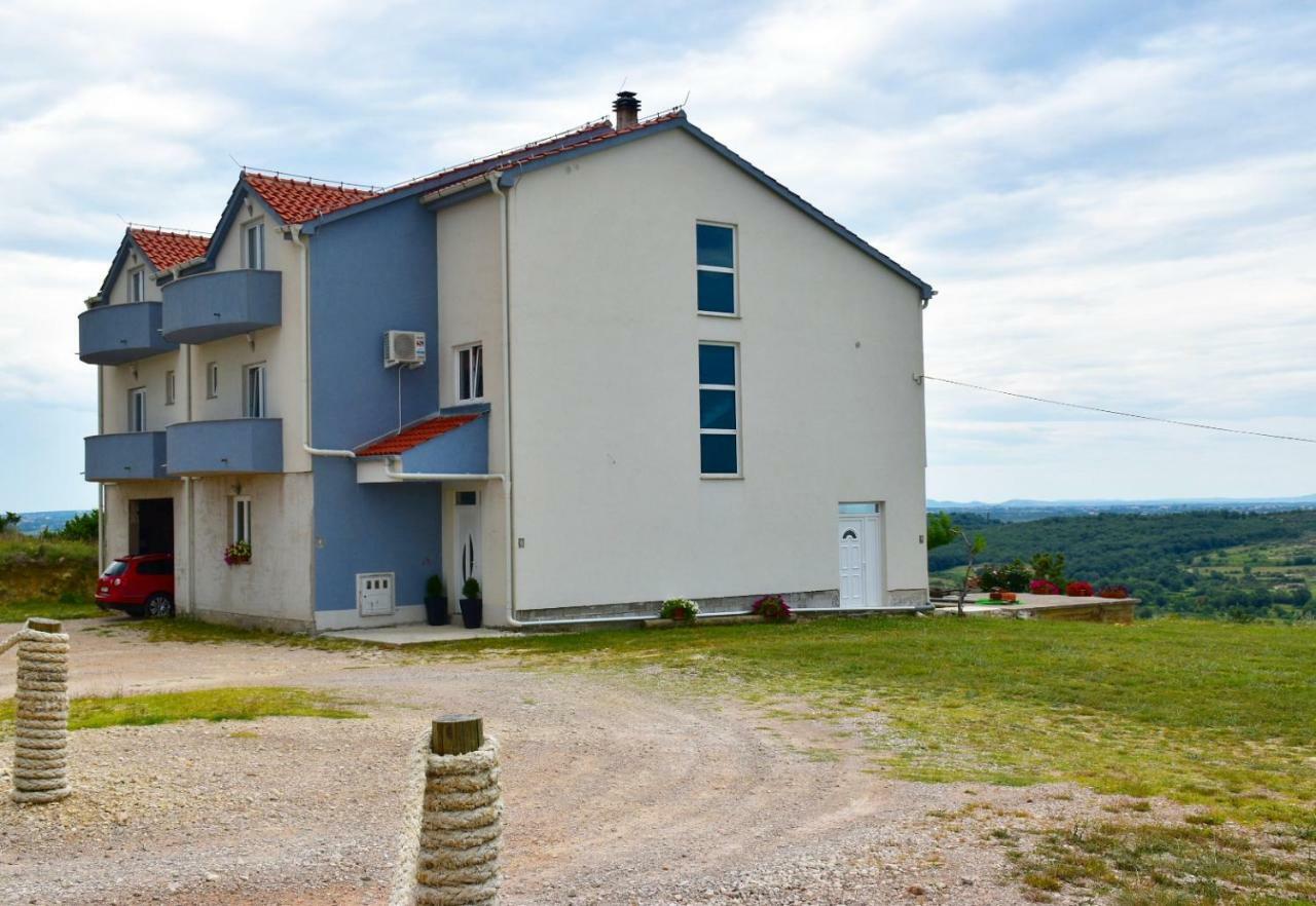 Apartmani Niko 1 Radovin Экстерьер фото