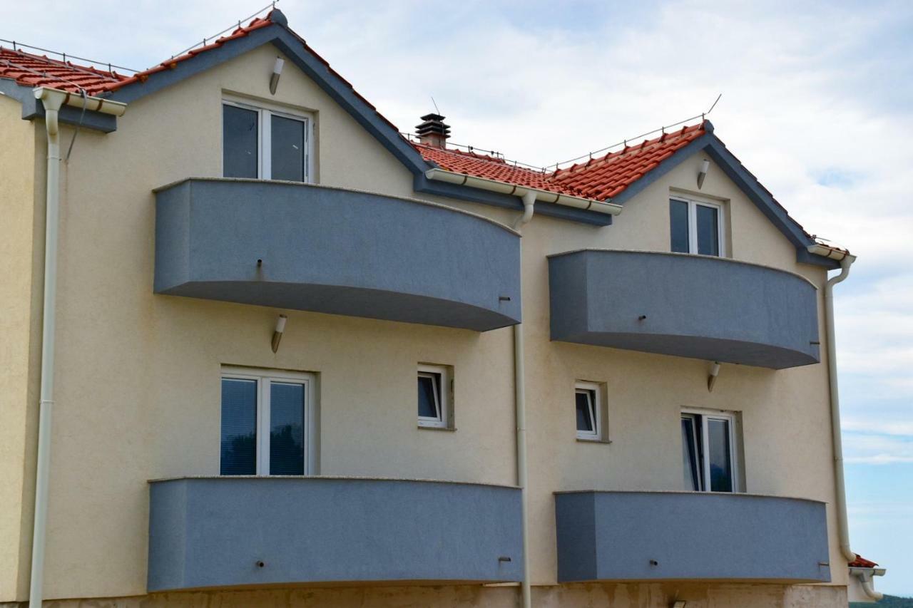 Apartmani Niko 1 Radovin Экстерьер фото